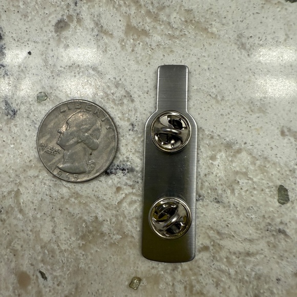 Pretty Decorative Caudalie push pin - Picture 2 of 2